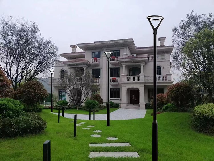 Applications of UFO 30W solar garden Lights
